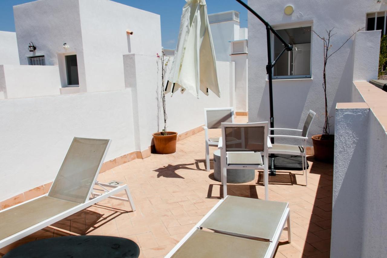 Gotoseville Feria Apartments Екстериор снимка